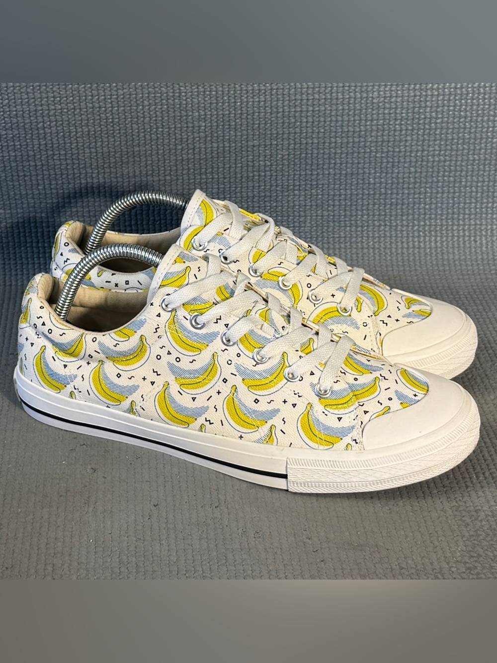 VERDASCO‎ Women’s Fashion Casual Canvas Shoes Bananas Size 10